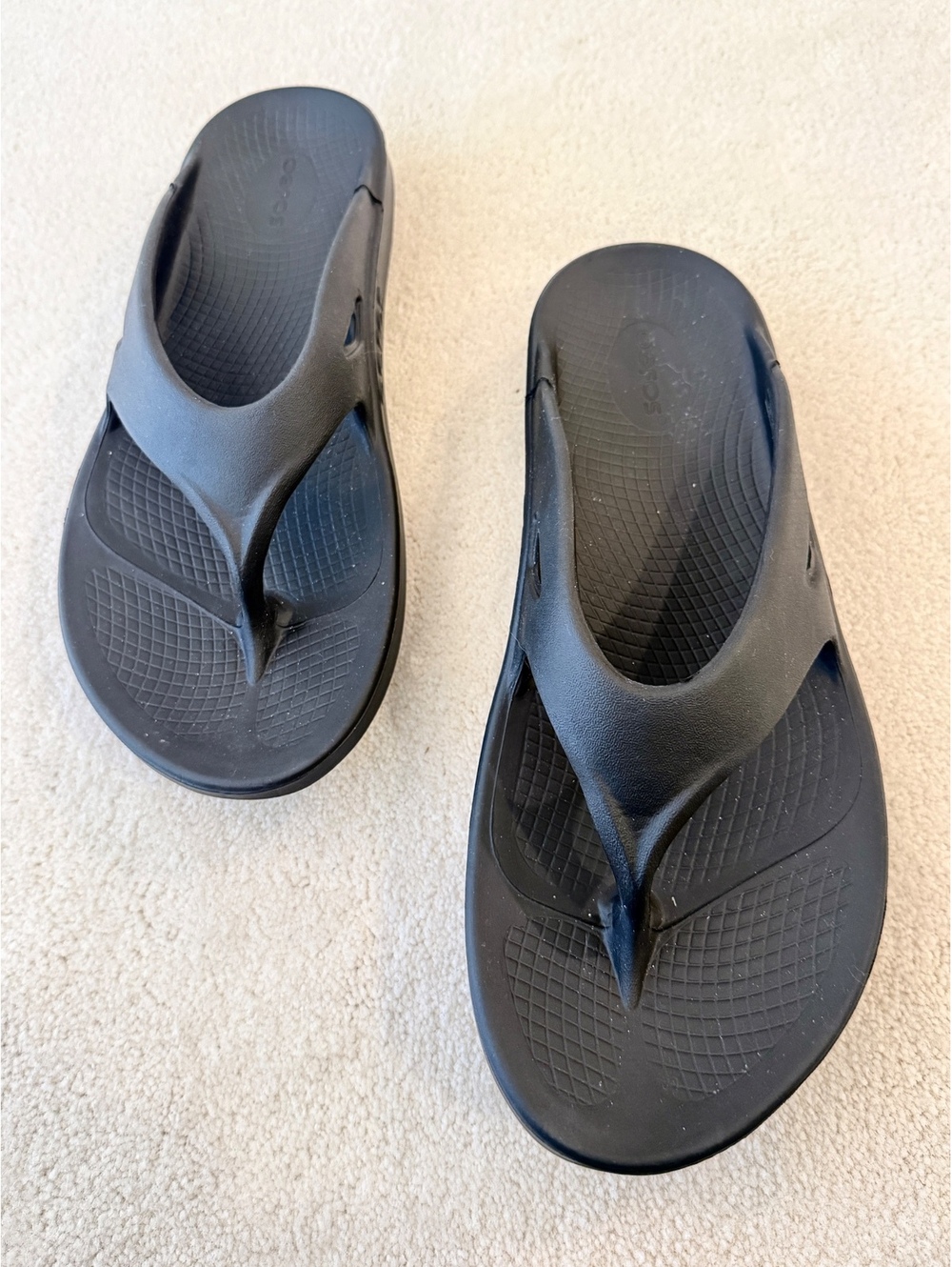 OOFOS OOriginal Black Recovery Sandals Flip Flops M9 W11 EU42